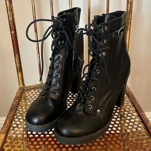 Guess Black Boot